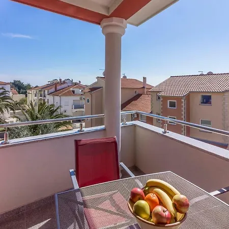Apartman Kp Medulin Exterior foto