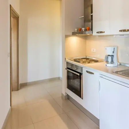 Apartman Kp Medulin Exterior foto