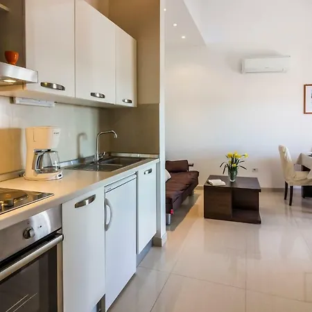 Apartman Kp Medulin Exterior foto