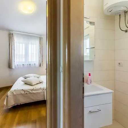 Apartman Kp Medulin Exterior foto